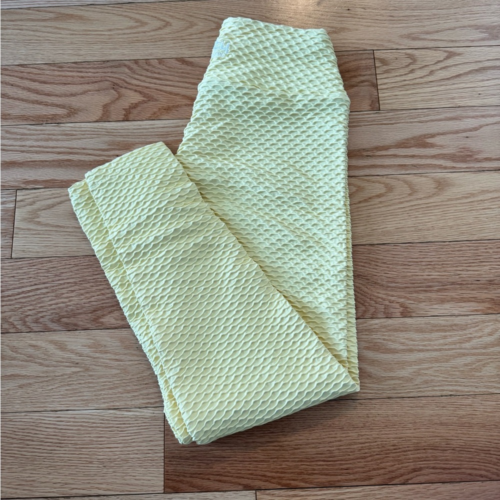 Yellow Textured Leggings